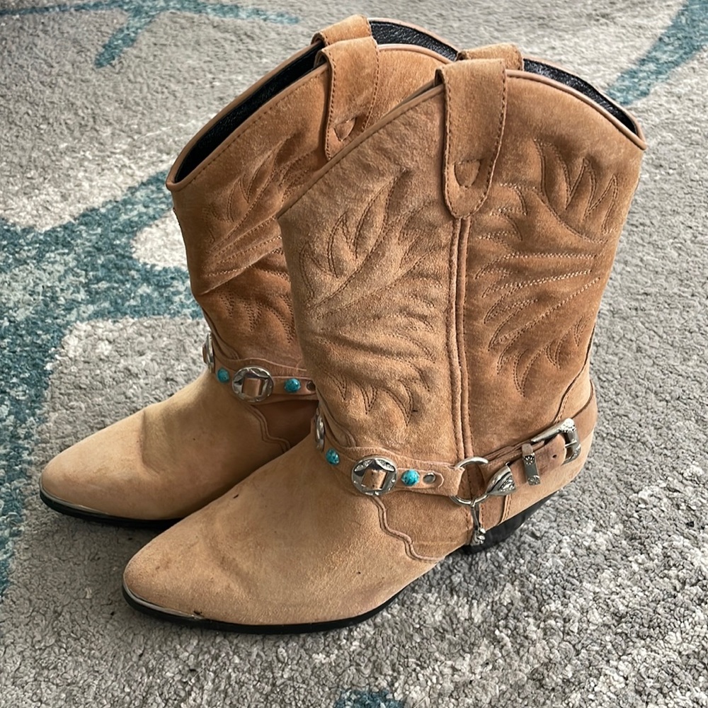 Dingo Boots